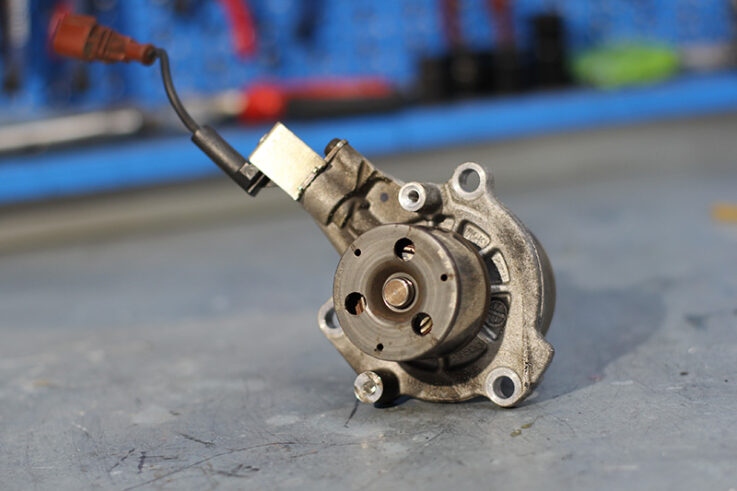 Autofficina Patricola Palermo ricambio pompa acqua